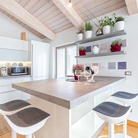 La Tessella - Suite Centrale Con Posto Auto Gratis Alba  Exterior photo