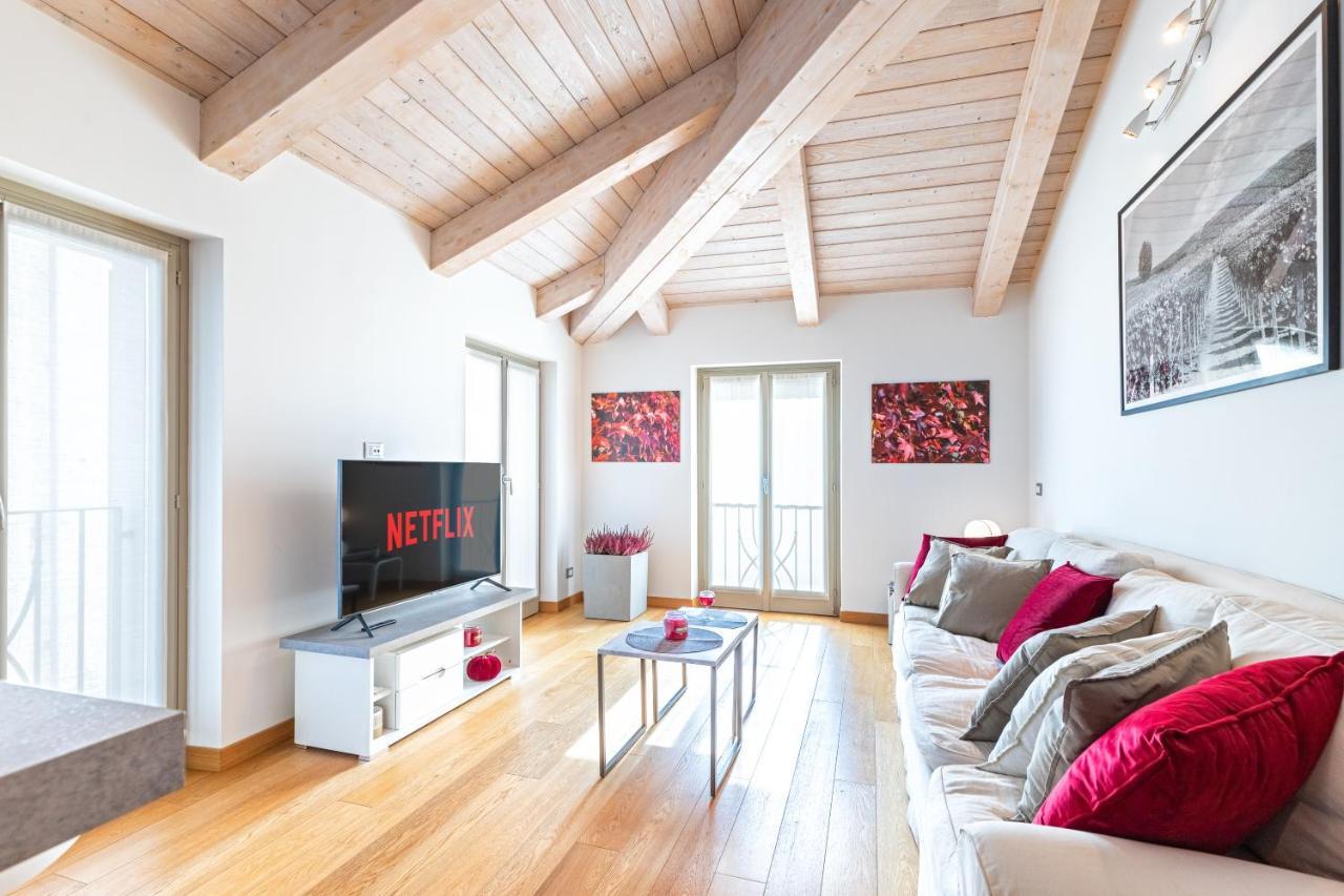 La Tessella - Suite Centrale Con Posto Auto Gratis Alba  Exterior photo