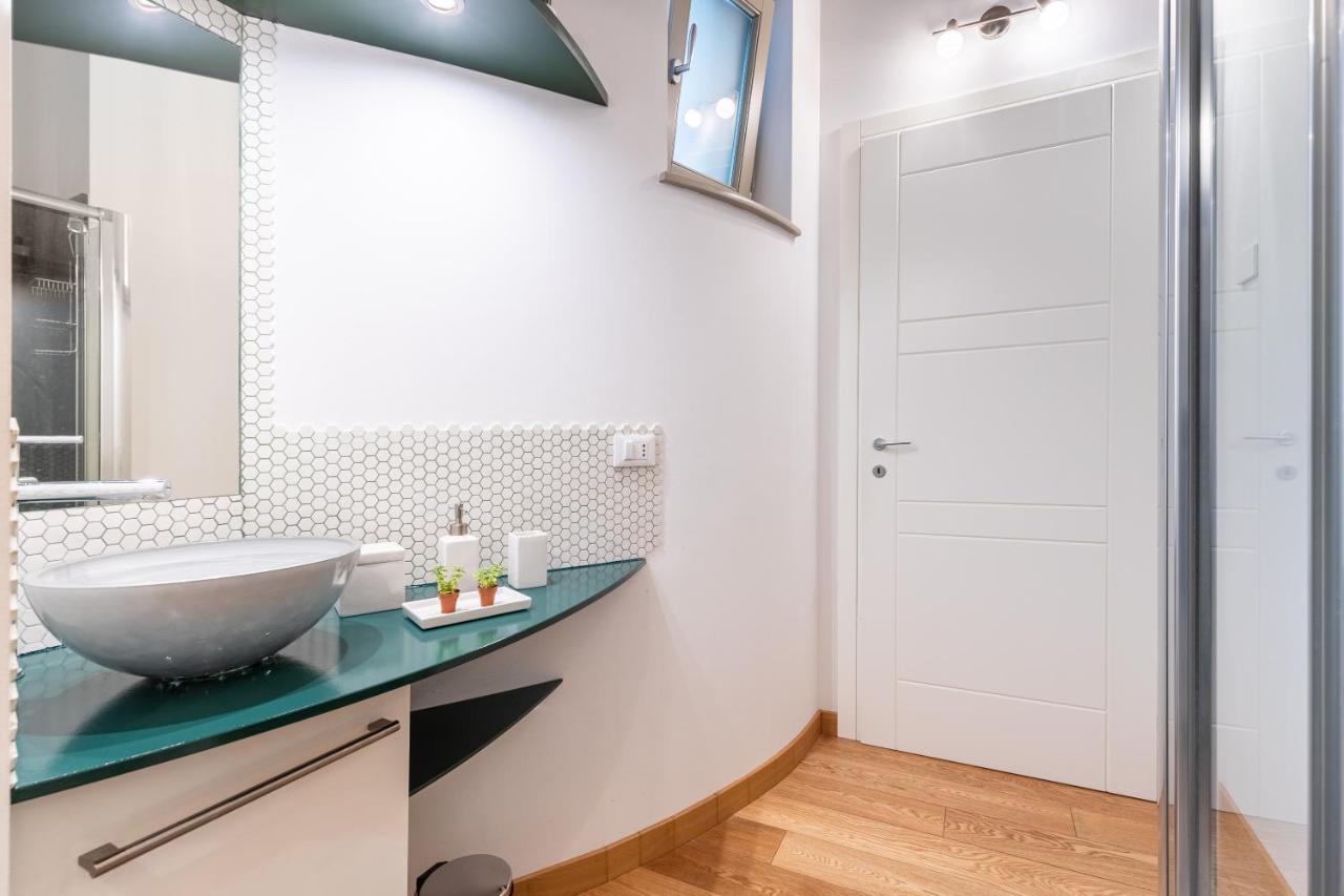 La Tessella - Suite Centrale Con Posto Auto Gratis Alba  Exterior photo